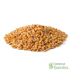 Maíz entero limpio pienso materia prima marca Agroveco - Guiralsa
