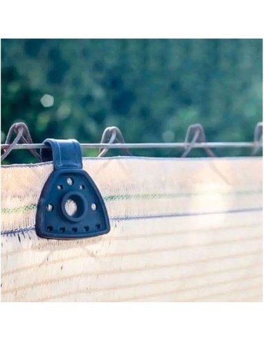 detalle toldo con pinza sujeción toldos o mallas