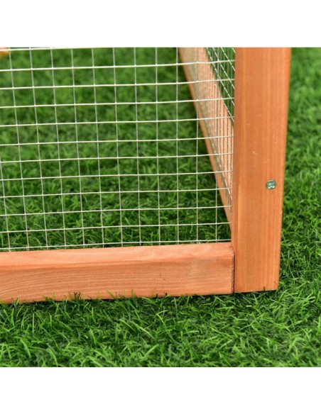 detalle madera Gallinero Lyon