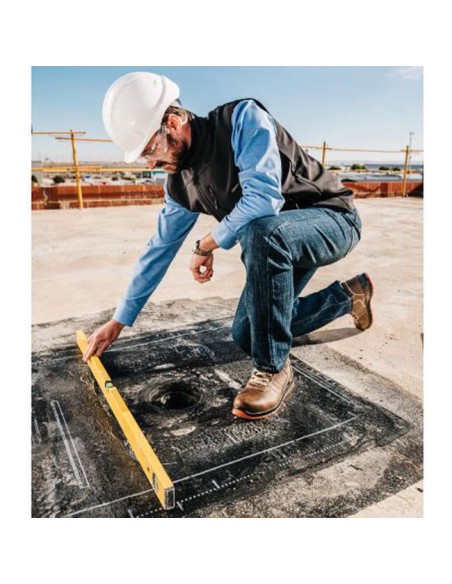 ingeniero con Botas de Seguridad S3 SRC Force Sin Metales VPRO