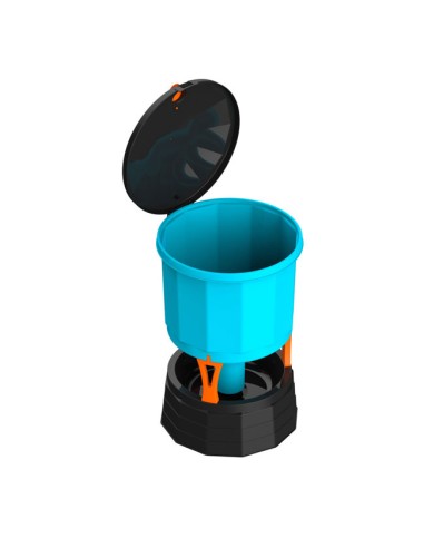 bebedero con tapa para gallinas Silo Free Range Copele