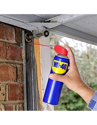 WD-40 Spray Multiusos 200ml para lubricar la puerta del garaje