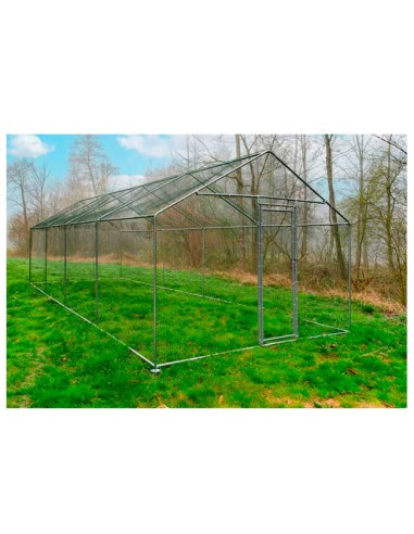 Gallinero metálico Zipper 3x8 metros estructura de acero y malla resistente Gallinero metálico Zipper 3x8 metros estructura de acero y malla resistente